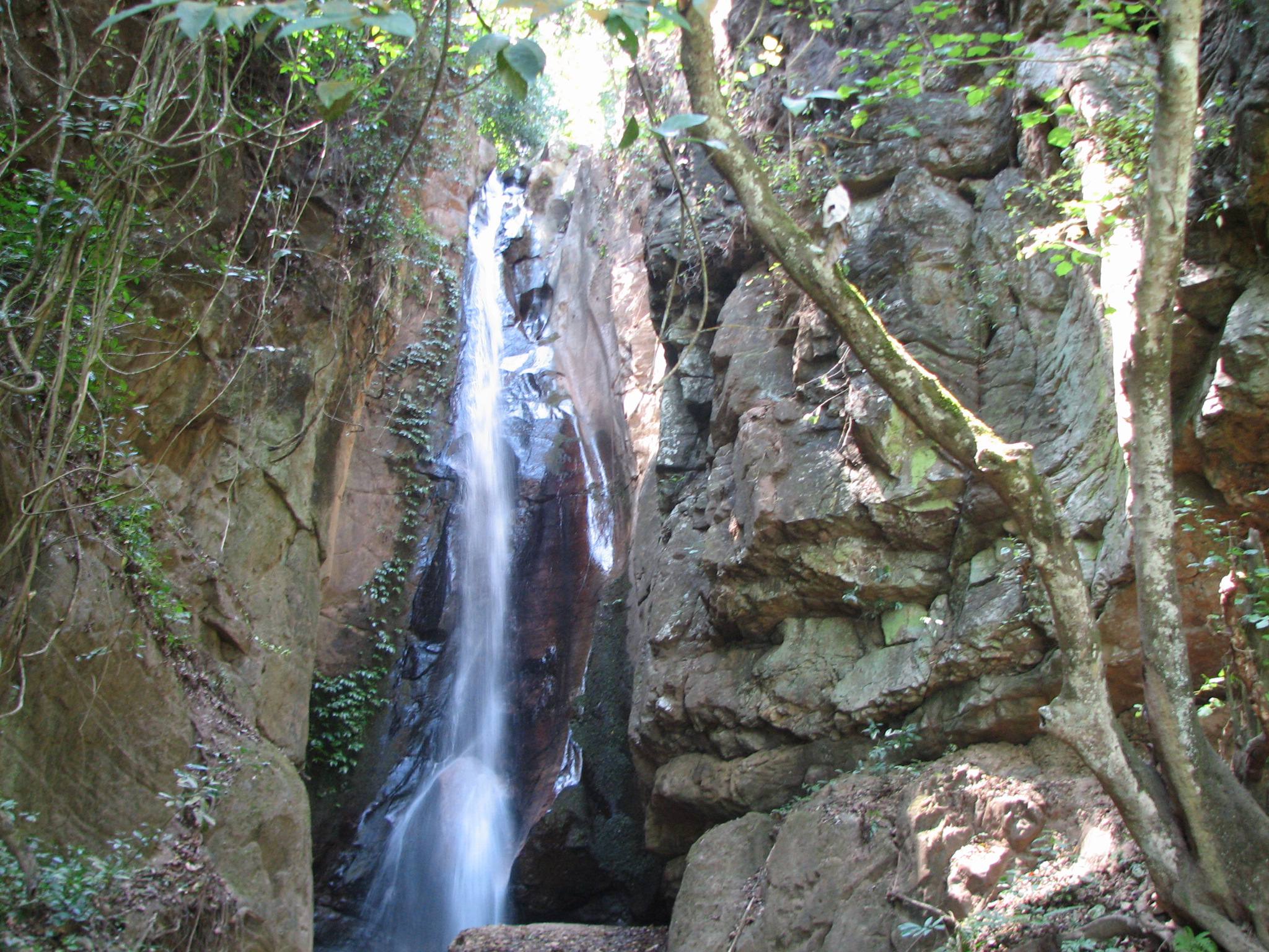 Gombe_Stream_National_Park_Kakombe_Waterfalls_39